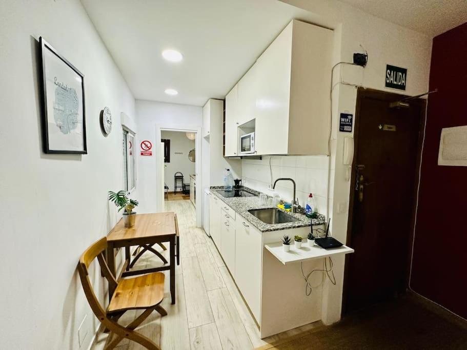 Punta Me Rooms In The Best Location Of Madrid Downtown Exterior foto